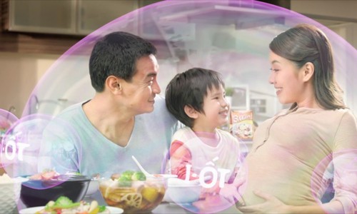 Bệnh bướu cổ và cách phòng tránh Hạt nêm “3 Miền” bổ sung i-ốt không chỉ giúp món ăn đậm đà thơm ngon, mà còn giúp phòng tránh bệnh bướu cổ, bảo vệ sức khỏe cả gia đình, được các bác sĩ Trung tâm dinh dưỡng TP.HCM khuyên dùng