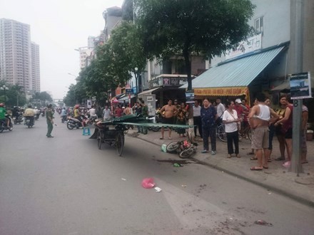 Khởi tố người xích lô chở tôn trong vụ cháu bé 9 tuổi tử vong Hiện trường vụ việc.