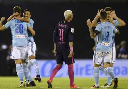 Celta Vigo 4-3 Barca: Cơn ác mộng cho nhà vô địch Neymar không thể giúp được gì nhiều cho Barca, trong khi Celta Vigo chơi thăng hoa. Ảnh: Reuters.