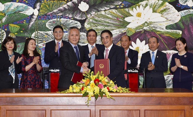 Bộ Tài chính bắt tay Công Thương giảm thủ tục hành chính Bộ Tài chính bắt tay Công Thương giảm thủ tục hành chính