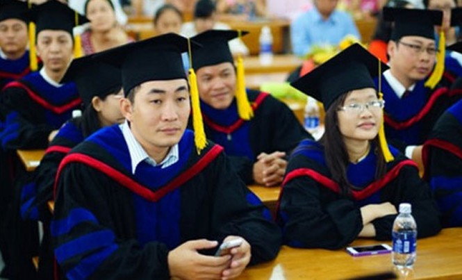 Học tiến sĩ chỉ để “lên chức, lên quyền” là điều đáng lo ngại Nếu việc học tiến sĩ là chỉ để “lên chức, lên quyền” thì đó là điều đáng lo ngại (Ảnh chỉ mang tính minh họa).