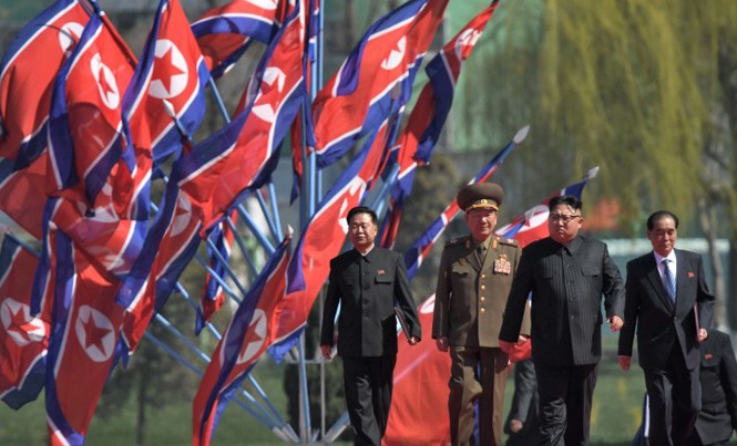 Chi tiết việc Triều Tiên sơ tán 600.000 dân khỏi Bình Nhưỡng Nhà lãnh đạo Kim Jong Un tham dự lễ khai trương phố Ryomyong ở thủ đô Bình Nhưỡng ngày 13/4. Ảnh: CNN.