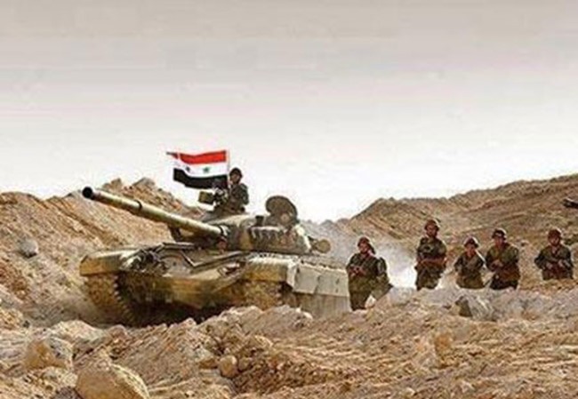 Giao tranh dữ dội, xe tăng khai hỏa rung chuyển Syria Giao tranh dữ dội, xe tăng khai hỏa rung chuyển Syria