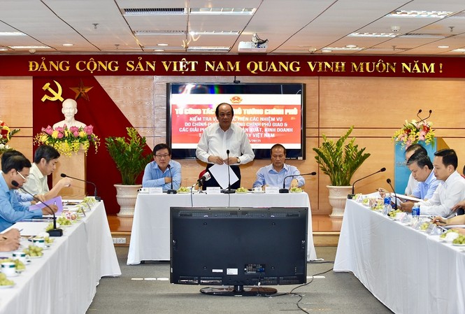 Con gái Tổng thống Mỹ bán hàng made in Việt Nam Bộ trưởng, Chủ nhiệm VPCP - Tổ trưởng Tổ công tác kiểm tra tại Tập đoàn Dệt may.