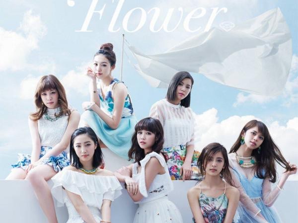 J-Pop 2017: Những bước chân của J-Pop 2017: Những bước chân của "người khổng lồ"