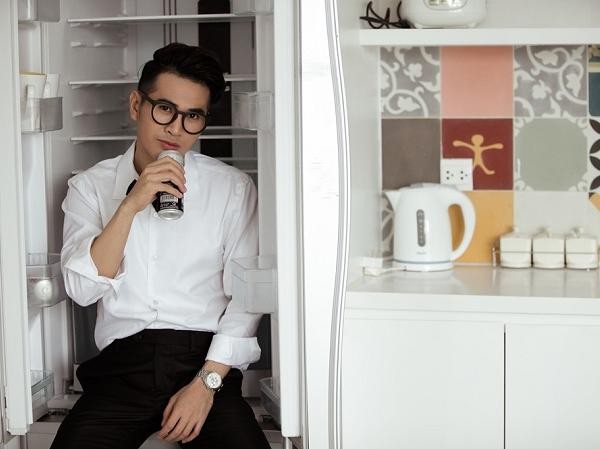Được đạo diễn Vũ Ngọc Đãng chọn đóng phim nhờ vào... nút Được đạo diễn Vũ Ngọc Đãng chọn đóng phim nhờ vào... nút "like" Facebook