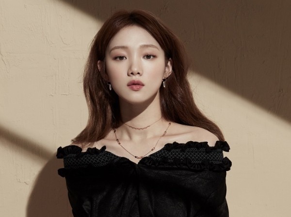 Cuối cùng thì Lee Sung Kyung cũng đã lên tiếng về xì-căng-đan kèn cựa bạn diễn Cuối cùng thì Lee Sung Kyung cũng đã lên tiếng về xì-căng-đan kèn cựa bạn diễn