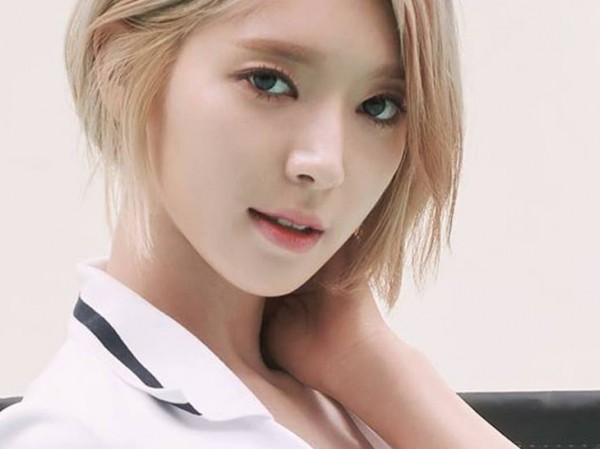Giọng ca chính ChoA (AOA) thông báo rời nhóm, fan lo lắng chờ công ty phản hồi Giọng ca chính ChoA (AOA) thông báo rời nhóm, fan lo lắng chờ công ty phản hồi