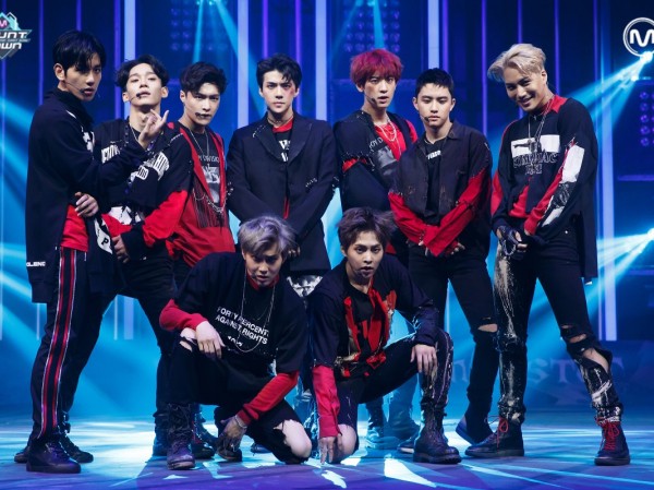 Chào mừng Chào mừng "các chàng sói"EXO trở lại, fan hợp sức đưa MV "Wolf" vượt 100 triệu lượt xem trên YouTube
