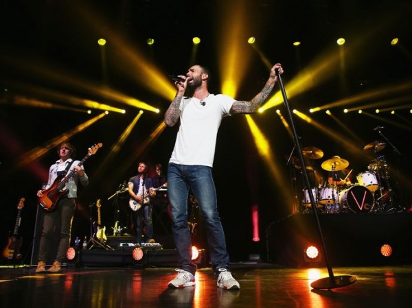 “What lovers do “What lovers do" - Lâu lắm rồi Maroon 5 mới lại có một bài hát bắt tai đến thế!