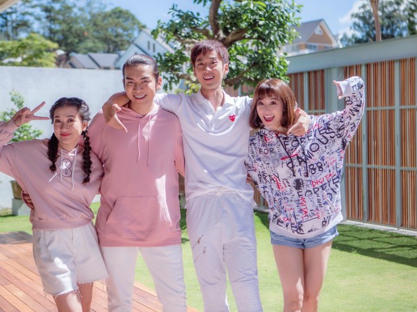 Hari Won tổ chức fan meeting cảm ơn fan sau khi ra mắt dự án web-drama “Thiên Ý” Hari Won tổ chức fan meeting cảm ơn fan sau khi ra mắt dự án web-drama “Thiên Ý”