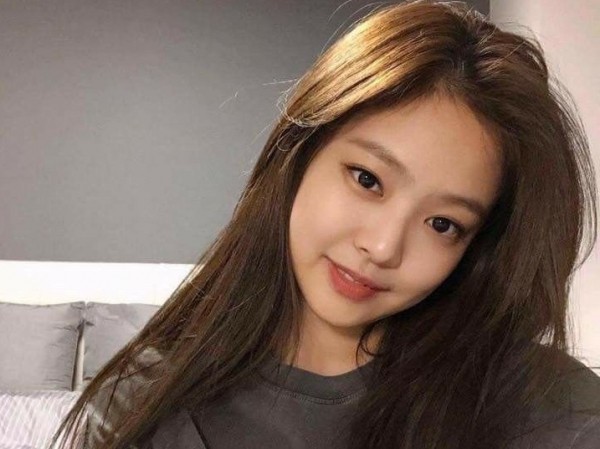 Để mặt mộc cũng xinh như nữ thần thế này, nhan sắc của Jennie (BLACKPINK) không thể đùa được đâu Để mặt mộc cũng xinh như nữ thần thế này, nhan sắc của Jennie (BLACKPINK) không thể đùa được đâu