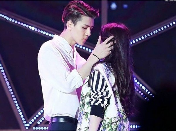 Đây là cách mà Sehun (EXO) đã Đây là cách mà Sehun (EXO) đã "vượt mặt" Taemin (SHINee) để được diễn với BoA