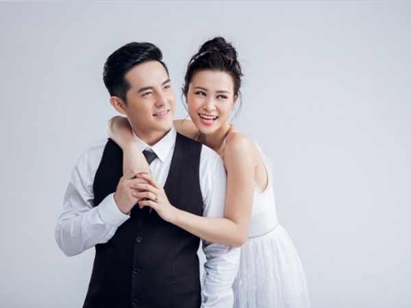 Có bí mật nào ẩn giấu phía sau những tình yêu bền lâu trong showbiz? Có bí mật nào ẩn giấu phía sau những tình yêu bền lâu trong showbiz?