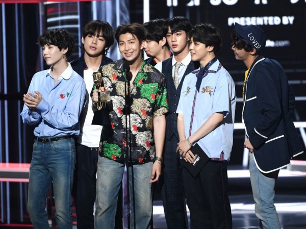 Album mới BTS có khả năng debut ở hạng 2 Billboard 200, thậm chí chiếm ngôi đầu bảng Album mới BTS có khả năng debut ở hạng 2 Billboard 200, thậm chí chiếm ngôi đầu bảng