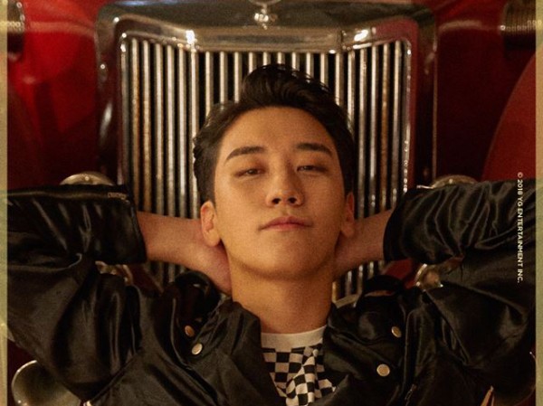 Seungri đẹp trai xuất xắc, mang cả chất Seungri đẹp trai xuất xắc, mang cả chất "lầy" vào MV khiến fan vừa xao xuyến vừa muốn "đội quần"