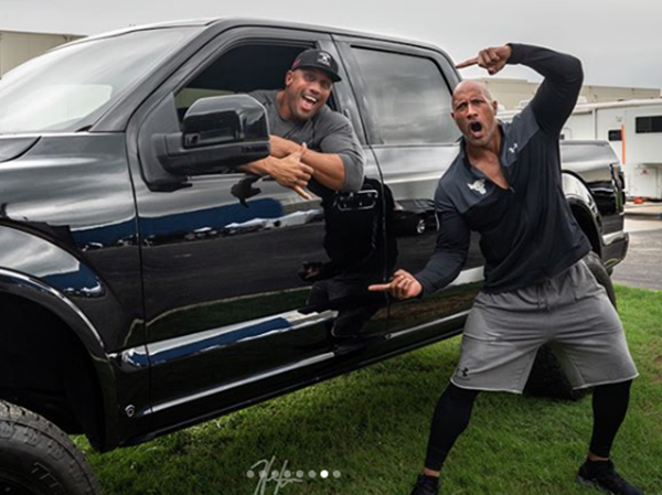 “The Rock” lại làm một việc khiến chúng ta yêu mến anh ấy nhiều hơn “The Rock” lại làm một việc khiến chúng ta yêu mến anh ấy nhiều hơn