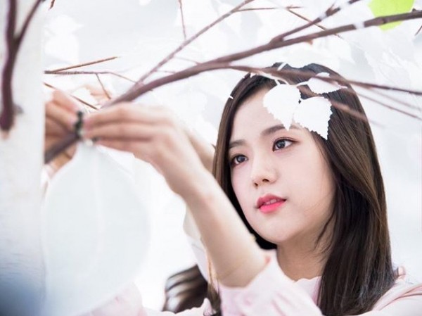 Thật quá phí khi những nữ idol xinh đẹp này chưa được thử sức đóng phim Thật quá phí khi những nữ idol xinh đẹp này chưa được thử sức đóng phim