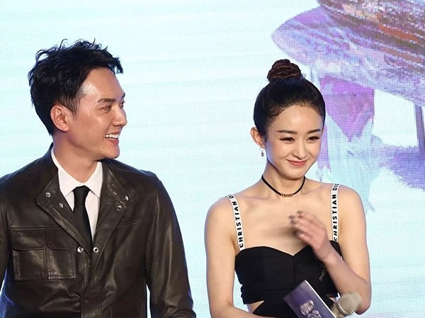 Tin mừng đầu năm của Cbiz: Phùng Thiệu Phong thừa nhận Triệu Lệ Dĩnh có bầu Tin mừng đầu năm của Cbiz: Phùng Thiệu Phong thừa nhận Triệu Lệ Dĩnh có bầu