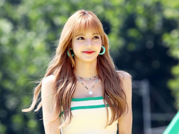 Lisa bị chê bai dữ dội khiến Mario Maurer lên tiếng bênh vực, YG Ent ra tay Lisa bị chê bai dữ dội khiến Mario Maurer lên tiếng bênh vực, YG Ent ra tay