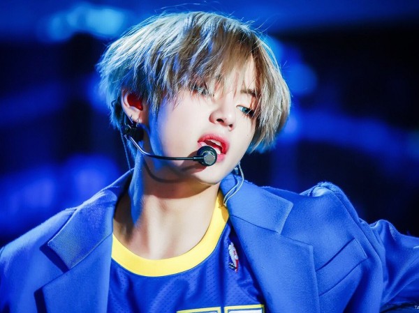 Chinh phục nốt cao trong bản hit “I”, V (BTS) khiến người hâm mộ phải trầm trồ khen ngợi Chinh phục nốt cao trong bản hit “I”, V (BTS) khiến người hâm mộ phải trầm trồ khen ngợi