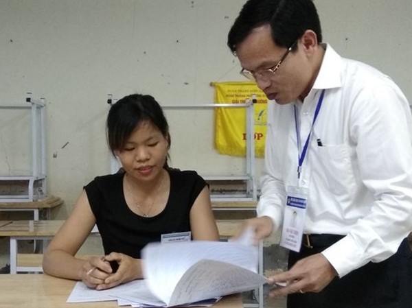 Một thí sinh Hòa Bình tự viết đơn xin thôi học tại trường ĐH Thương Mại Một thí sinh Hòa Bình tự viết đơn xin thôi học tại trường ĐH Thương Mại