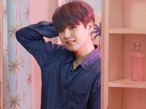 Suga (BTS) Suga (BTS) "đốn tim" khán giả không trượt phát nào bằng những lời nói cực sâu sắc