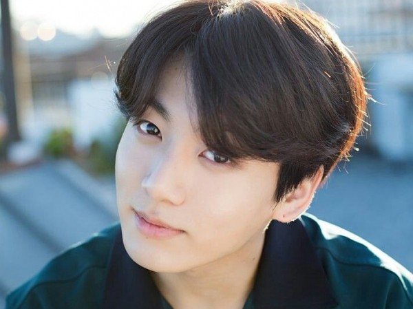 Không thể tin mối tình đầu của Jungkook lại kết thúc vì lý do lãng xẹt này Không thể tin mối tình đầu của Jungkook lại kết thúc vì lý do lãng xẹt này