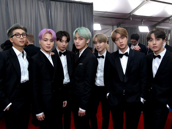 Quá tự hào: Nhóm BTS và CEO Bang Si Hyuk được mời làm giám khảo Grammy Quá tự hào: Nhóm BTS và CEO Bang Si Hyuk được mời làm giám khảo Grammy