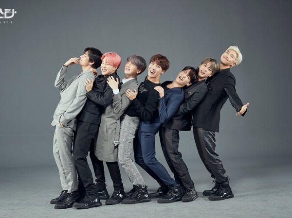Vẫn tà tà giật cup sau 2 tháng comeback, Vẫn tà tà giật cup sau 2 tháng comeback, "Boy With Luv" (BTS) đã trở thành... "Boy With Cups"