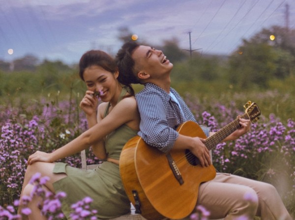 Jason Việt Tiến kết đôi cùng Khánh Vy, trở lại V-Pop bằng sáng tác mới toanh của Kai Đinh Jason Việt Tiến kết đôi cùng Khánh Vy, trở lại V-Pop bằng sáng tác mới toanh của Kai Đinh