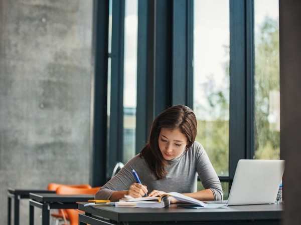 Dò cung Hoàng Đạo để biết bạn thuộc nhóm “con nhà người ta” hay “học sinh cá biệt” Dò cung Hoàng Đạo để biết bạn thuộc nhóm “con nhà người ta” hay “học sinh cá biệt”