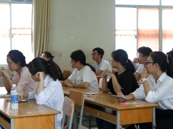 Nhiều trường đại học có điểm chuẩn trúng tuyển ở mức 13-14 Nhiều trường đại học có điểm chuẩn trúng tuyển ở mức 13-14