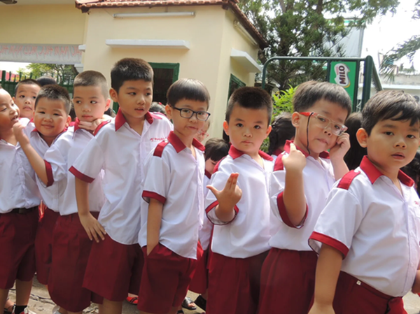 TPHCM: Học sinh tiểu học ra chơi ít nhất 30 phút, dùng nhiều nhất chỉ 3 cuốn vở TPHCM: Học sinh tiểu học ra chơi ít nhất 30 phút, dùng nhiều nhất chỉ 3 cuốn vở