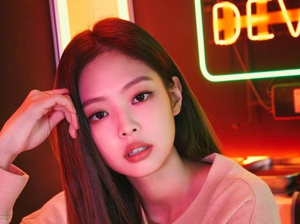 Jennie, cô gái không thiếu chuyện ồn ào nhưng vẫn được khán giả yêu thương hết lòng Jennie, cô gái không thiếu chuyện ồn ào nhưng vẫn được khán giả yêu thương hết lòng