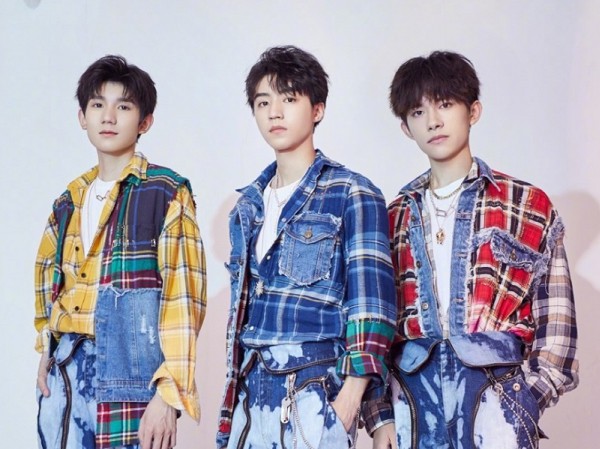 Mỗi khi buồn, hãy mở nhạc TFBOYS để thấy thanh xuân của bạn vẫn còn rực rỡ lắm Mỗi khi buồn, hãy mở nhạc TFBOYS để thấy thanh xuân của bạn vẫn còn rực rỡ lắm