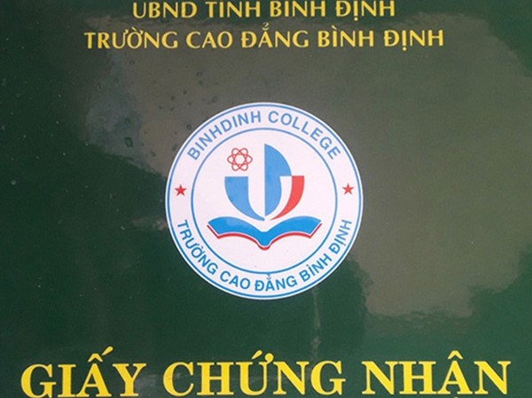 Vụ Vụ "Giấy chứng nhận sư phạm không phải là chứng chỉ": Xin ý kiến của Bộ GD-ĐT để giải quyết