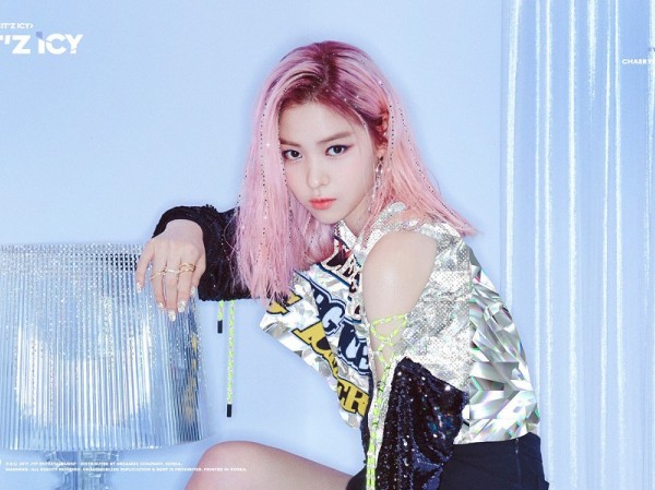Shin Ryujin, từ cô nàng thực tập sinh sáng giá đến át chủ bài của nhà JYP Shin Ryujin, từ cô nàng thực tập sinh sáng giá đến át chủ bài của nhà JYP