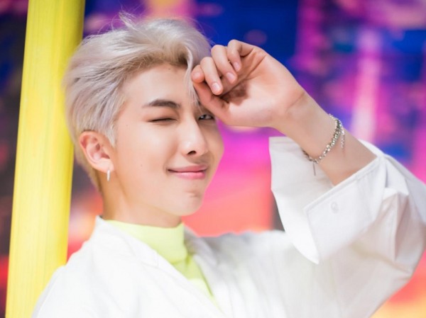 Món quà chưa đến 1 triệu đồng đã làm thay đổi cuộc đời RM (BTS) như thế nào? Món quà chưa đến 1 triệu đồng đã làm thay đổi cuộc đời RM (BTS) như thế nào?