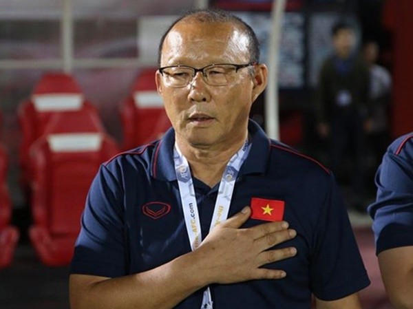 Báo Hàn Quốc: “Lương HLV Park Hang Seo nhận từ VFF là 50 nghìn USD/tháng” Báo Hàn Quốc: “Lương HLV Park Hang Seo nhận từ VFF là 50 nghìn USD/tháng”
