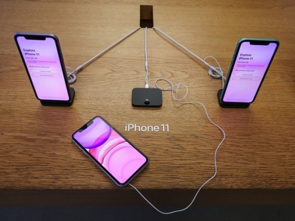Apple tự tin iPhone 2020 sẽ bán chạy như Apple tự tin iPhone 2020 sẽ bán chạy như "tôm tươi" nhờ công nghệ 5G