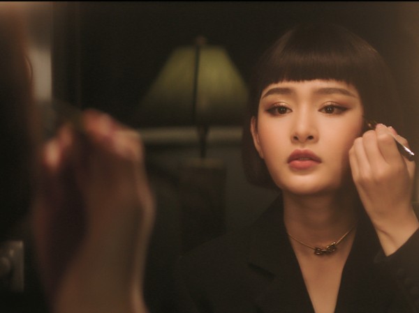 Hiền Hồ hé lộ kịch bản tình tay ba trả thù kịch tính trong Hiền Hồ hé lộ kịch bản tình tay ba trả thù kịch tính trong "Có Như Không Có"