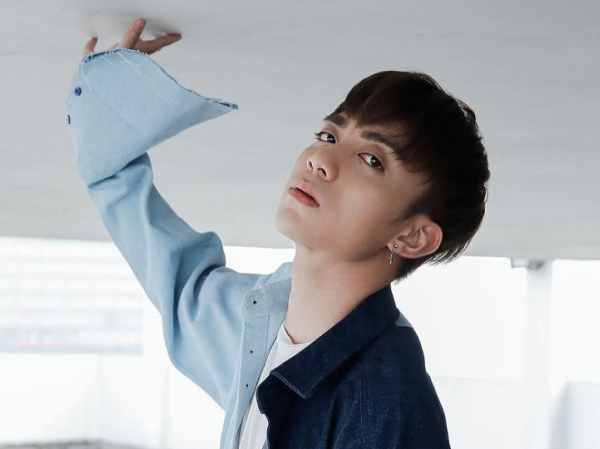 Soobin Hoàng Sơn khiến fan thổn thức khi cover Soobin Hoàng Sơn khiến fan thổn thức khi cover "Tết Về Sớm Nhé" của Phan Mạnh Quỳnh