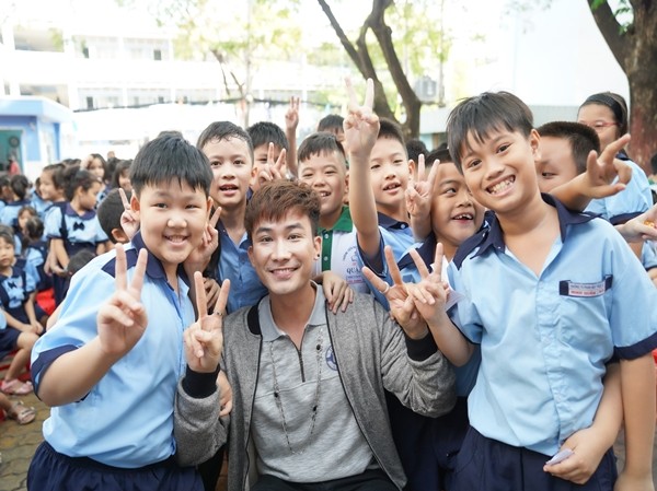 Giáng Sinh “ùa đến” sớm cùng trường Tiểu học Phan Huy Thực (Q.7, TP.HCM) Giáng Sinh “ùa đến” sớm cùng trường Tiểu học Phan Huy Thực (Q.7, TP.HCM)