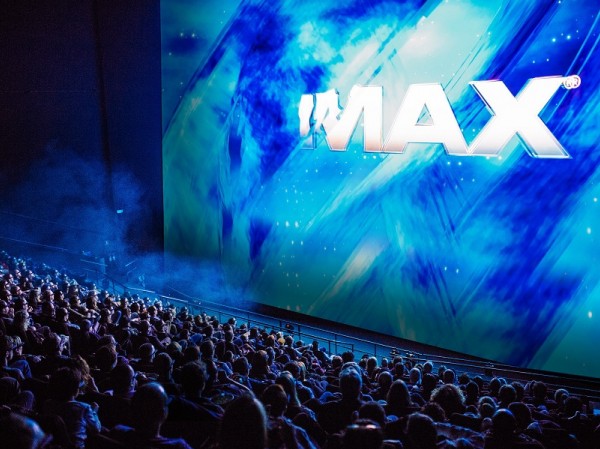 Hội mê phim ở Hà Nội phấn khích với rạp IMAX khổng lồ vừa mới xuất hiện Hội mê phim ở Hà Nội phấn khích với rạp IMAX khổng lồ vừa mới xuất hiện