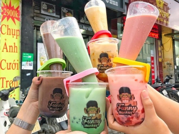 Thử ngay món trà sữa úp ngược đang làm Thử ngay món trà sữa úp ngược đang làm "đảo điên" giới trẻ Hà Nội