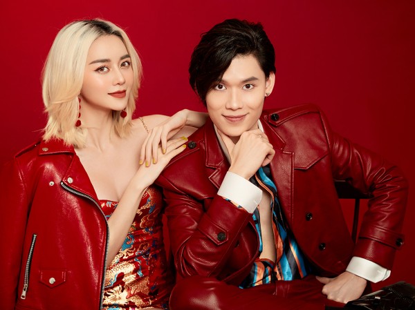 Quang Trung tặng quà Tết cho khán giả với bộ ảnh đậm chất Xuân cùng Thiều Bảo Trang Quang Trung tặng quà Tết cho khán giả với bộ ảnh đậm chất Xuân cùng Thiều Bảo Trang