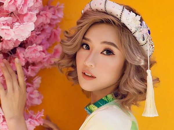 Cùng sao Việt chuẩn bị xiêm y lẫn tinh thần để đi đu đưa đón xuân Canh Tý Cùng sao Việt chuẩn bị xiêm y lẫn tinh thần để đi đu đưa đón xuân Canh Tý