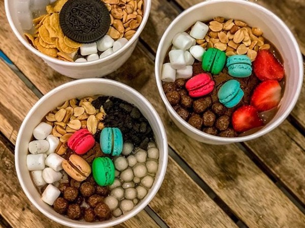 Milo đá bào càng thêm quyến rũ khi kết hợp với nữ hoàng bánh ngọt macaron Milo đá bào càng thêm quyến rũ khi kết hợp với nữ hoàng bánh ngọt macaron
