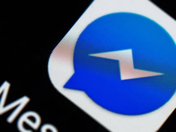 Người dùng Facebook Messenger tại Việt Nam gặp lỗi lạ khi gửi sticker, nút like Người dùng Facebook Messenger tại Việt Nam gặp lỗi lạ khi gửi sticker, nút like